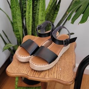 chunky sandals